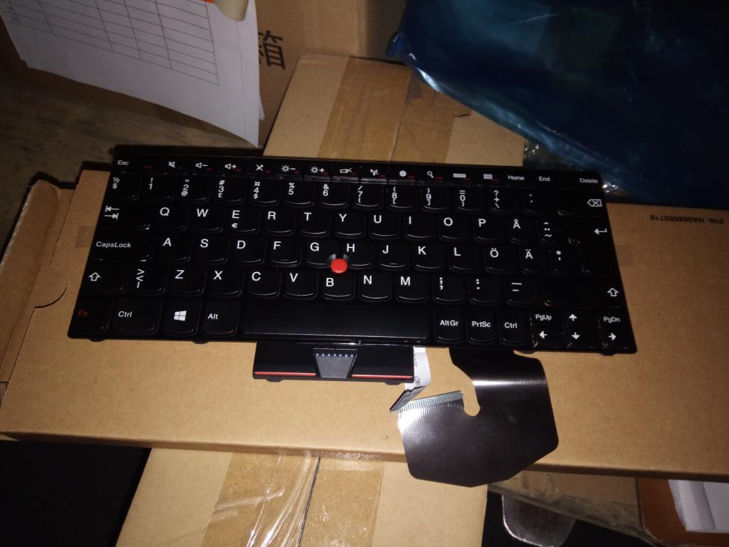 Lenovo Ki Keyboards Internal - 04W2952