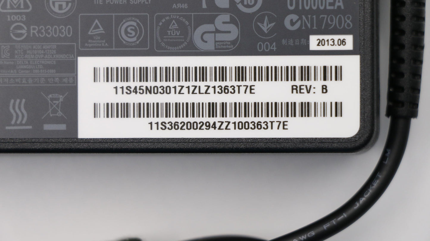 Lenovo Adapter - 45N0302