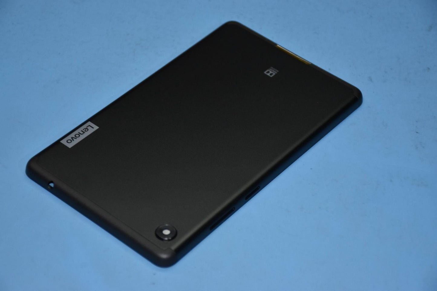 Lenovo Tb-7305 In Rearcover_Bl And*Hq - 5S58C16652