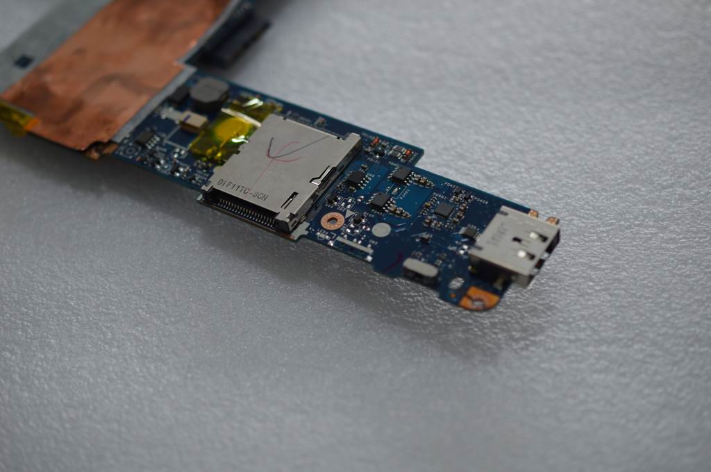 Lenovo Replacement Part - 11013885