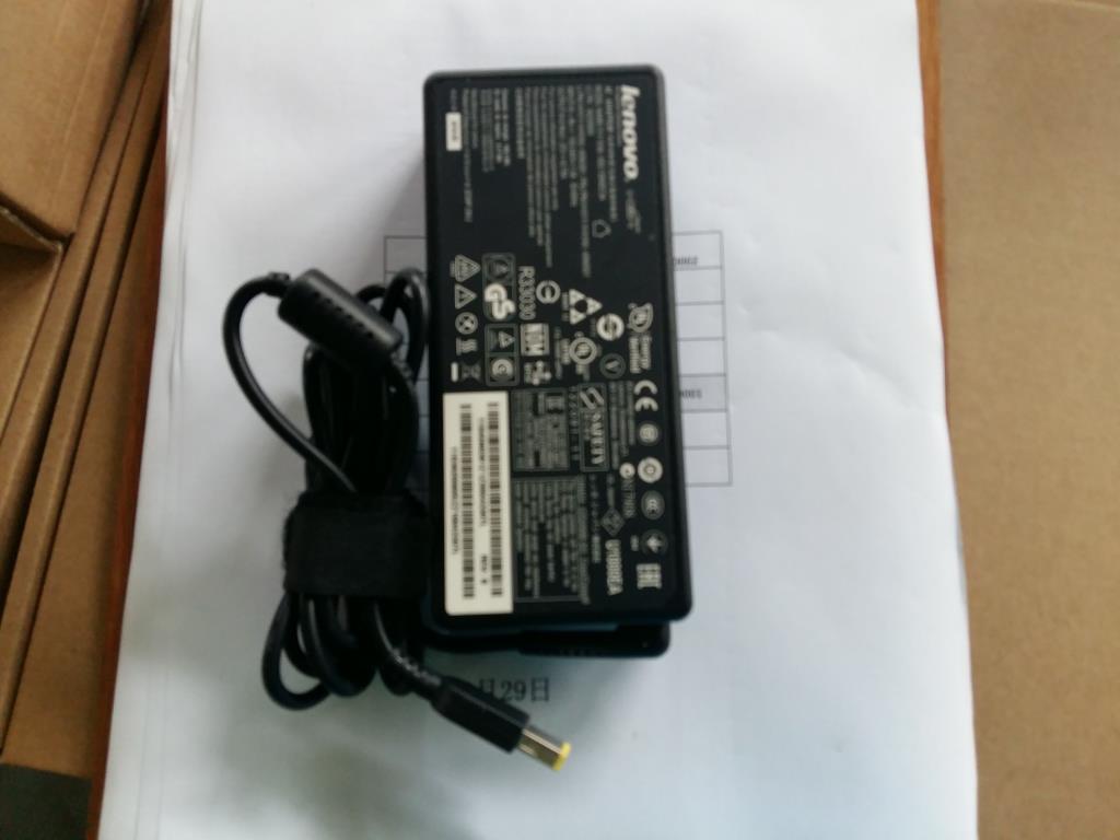 Lenovo Adapter(Cmn) Delta Adl135Ndc3A - 36200605