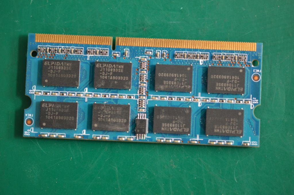 Lenovo Ram D3 Rmt1970Ed48E8W 1333 2G - 11012157