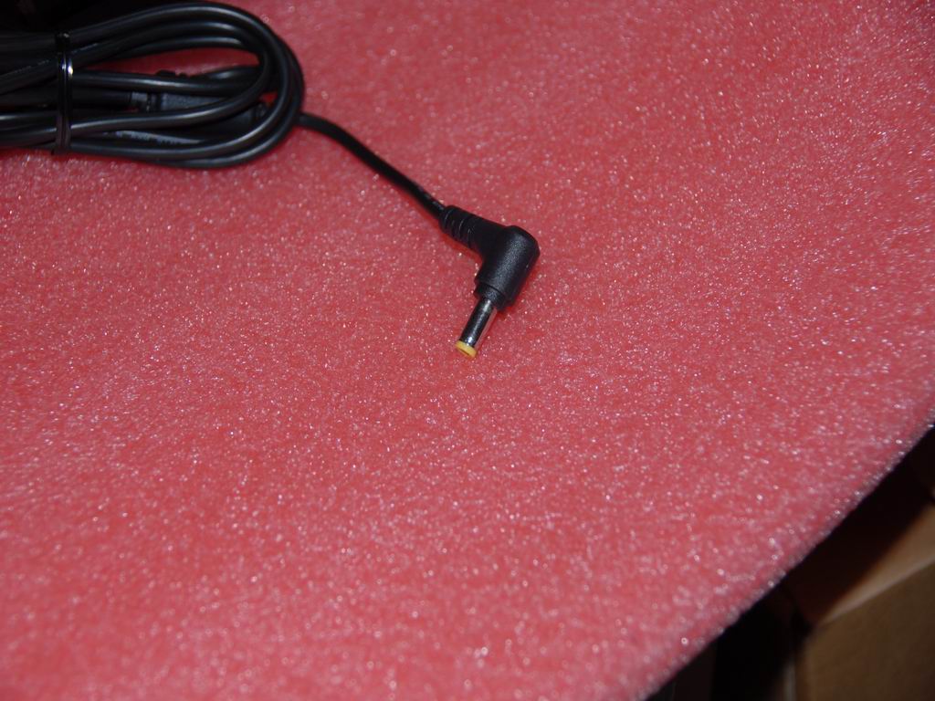 Lenovo Ac Adapter Tahiti - 36001753