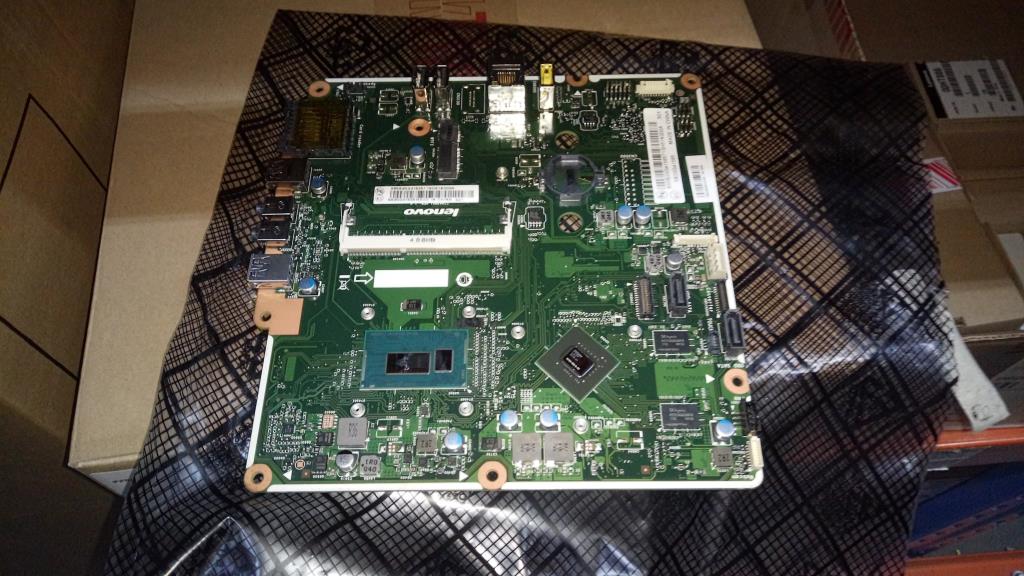 Lenovo Win 8 Mb - 5B20G41585