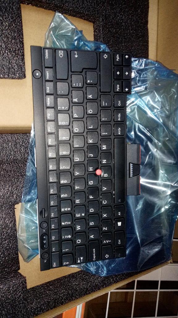 Lenovo Ki Keyboards Internal - 04X1227