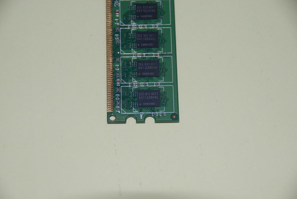 Lenovo Ddrii 2G Sam S K4T1G084Qe 800 - 1006125