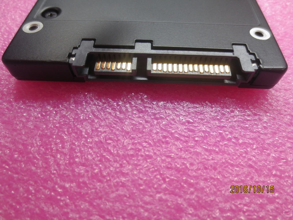 Lenovo Sd Solid State Drives - 00KT018