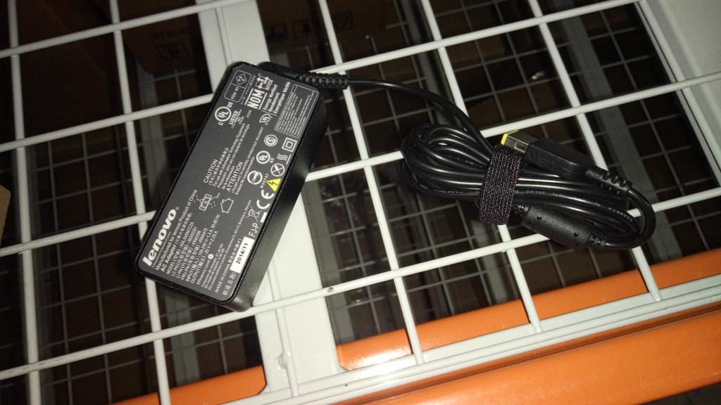 Lenovo (45N0300) AC Adapter