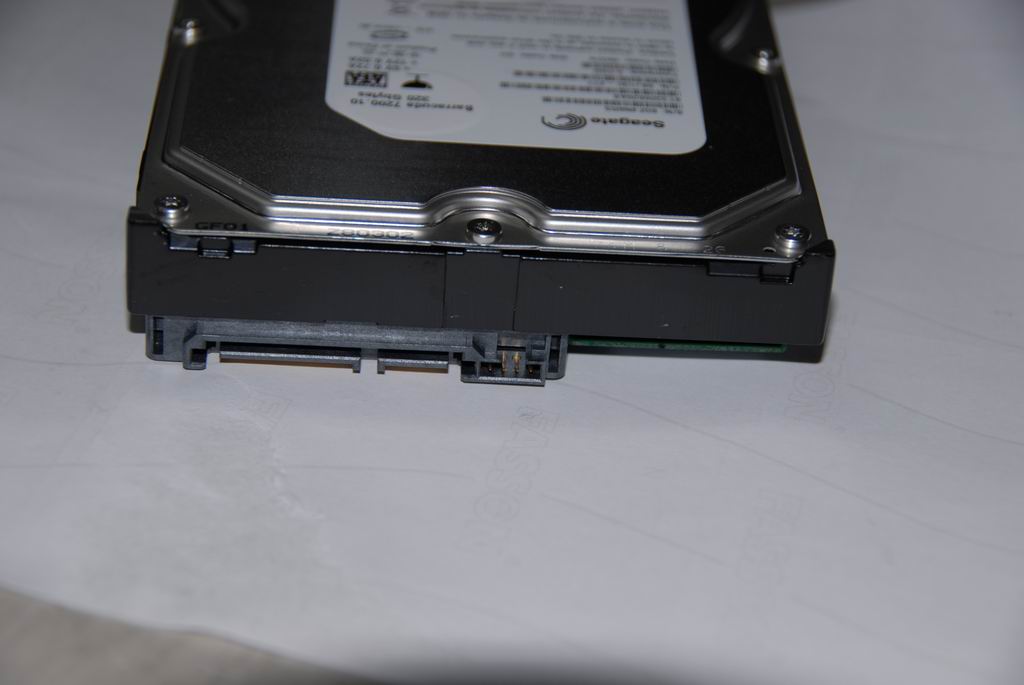 Lenovo 16002590 Seagate St3320820As 320G8M7200