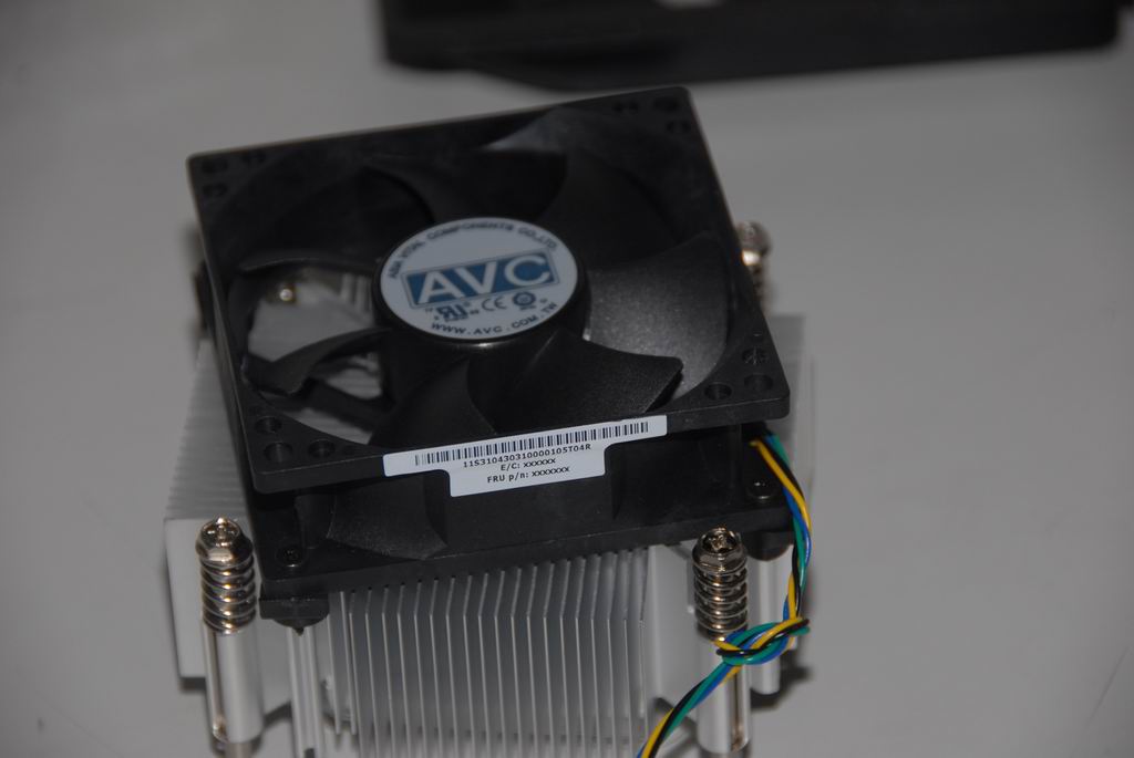 Lenovo 31043031 Fan Avc+Z8Ul07F001