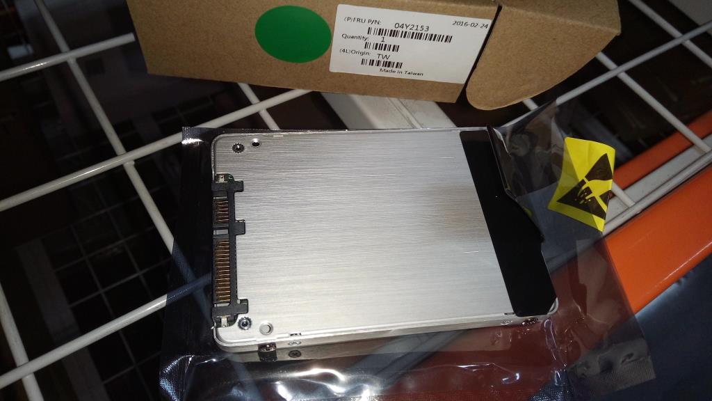 Lenovo Replacement Part - 04Y2153