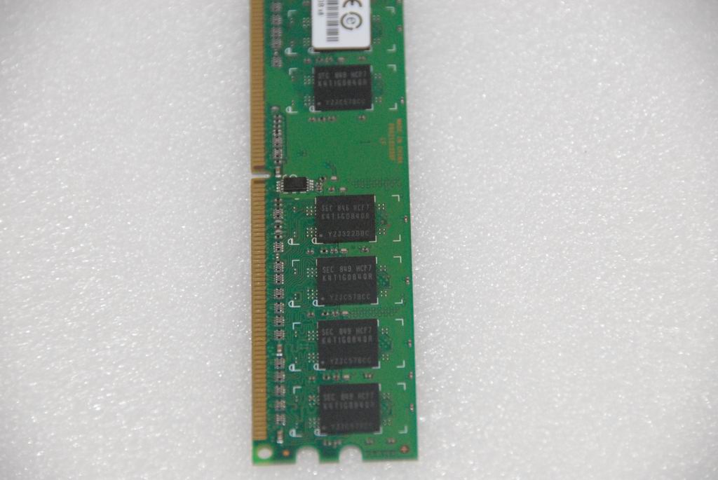 Lenovo Ddrii 1G Sam S K4T1G084Qr-Cf7 - 1005955