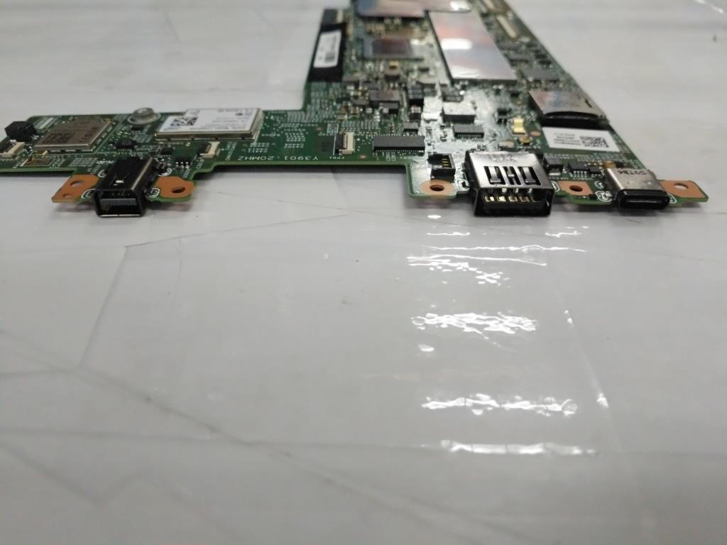 Lenovo Nok,7Y57,8Gb,Wwan,Wig,Amt,Ytpm - 01AW766
