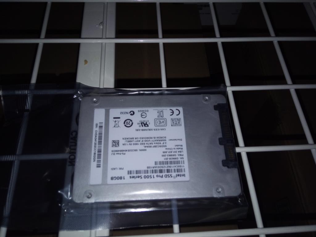 Lenovo 00FC100 Solid State Drives