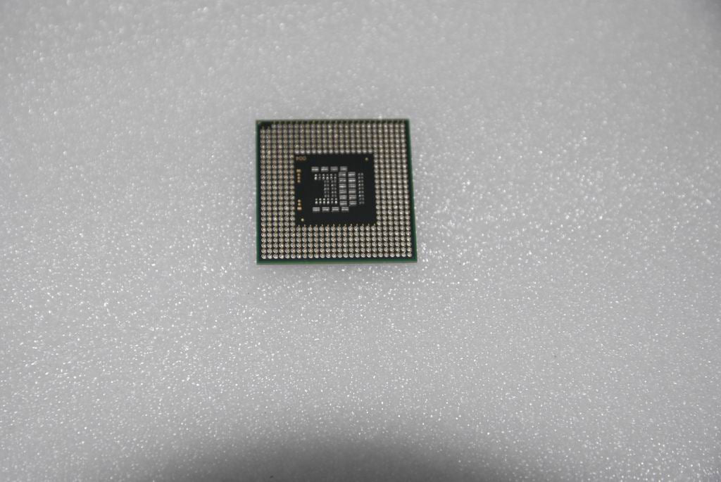 Lenovo Cpu Intel P8700 2.53G 3M R Pga - 102000593