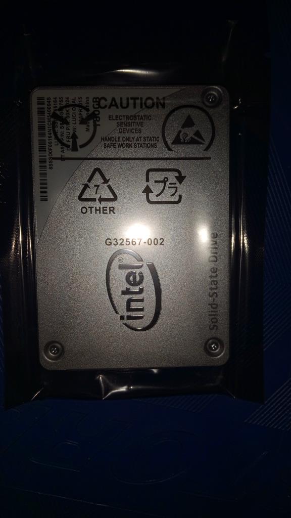 Lenovo Solid State Drive - 00KT024