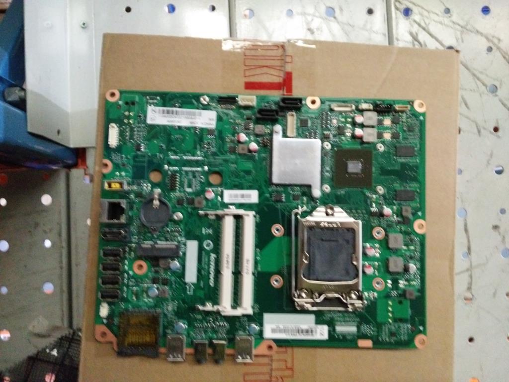 Lenovo Win 8 Mb - 5B20H04213