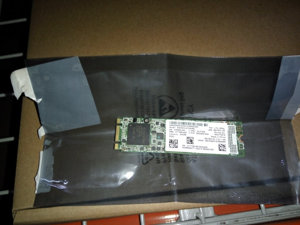 Lenovo 240G,M.2,2280,Sata6G,Intel,Opa - 00JT005