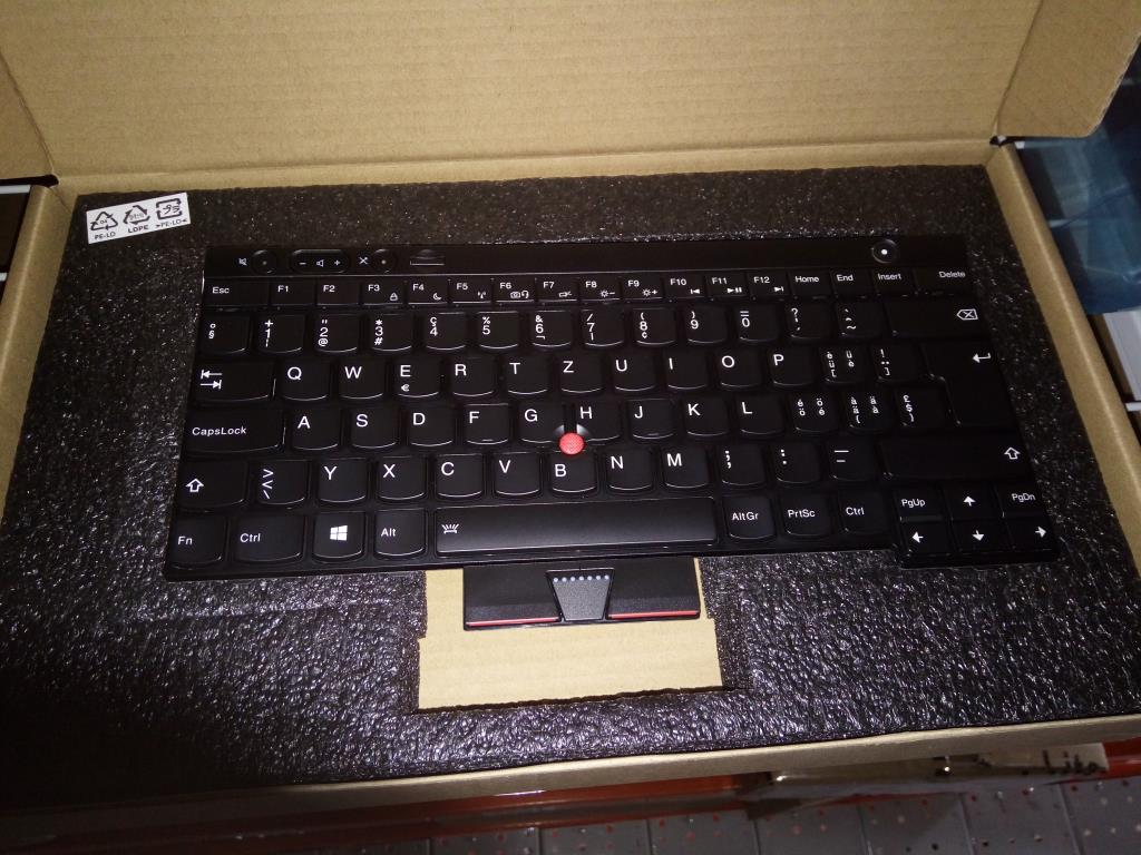 Lenovo Ki Keyboards Internal - 04X1267