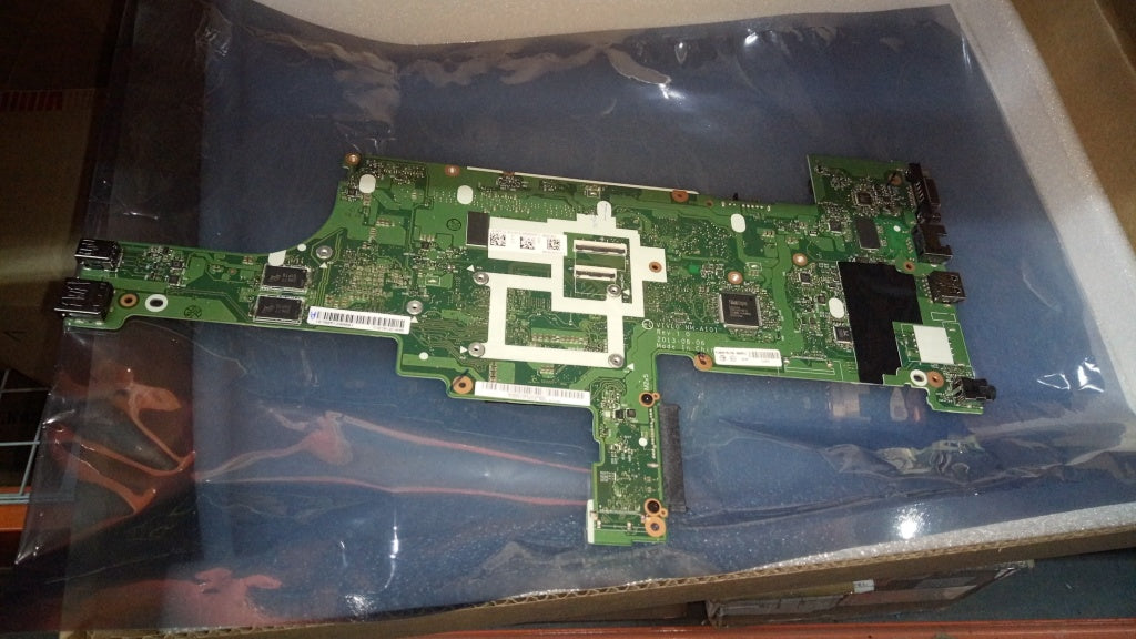 Lenovo System Boards - 00HW213