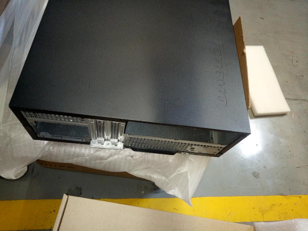 Lenovo 30500081 Ch Chassis And Frames