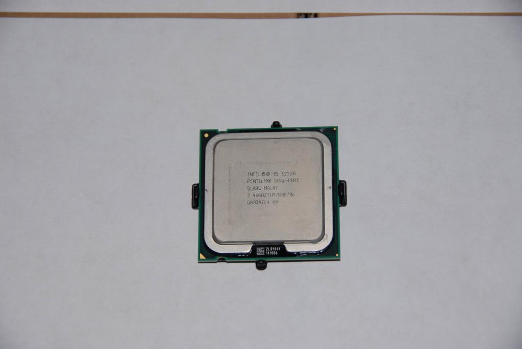 Lenovo Intel Pdc E2220 2.4/1M/775 M0 - 1005675