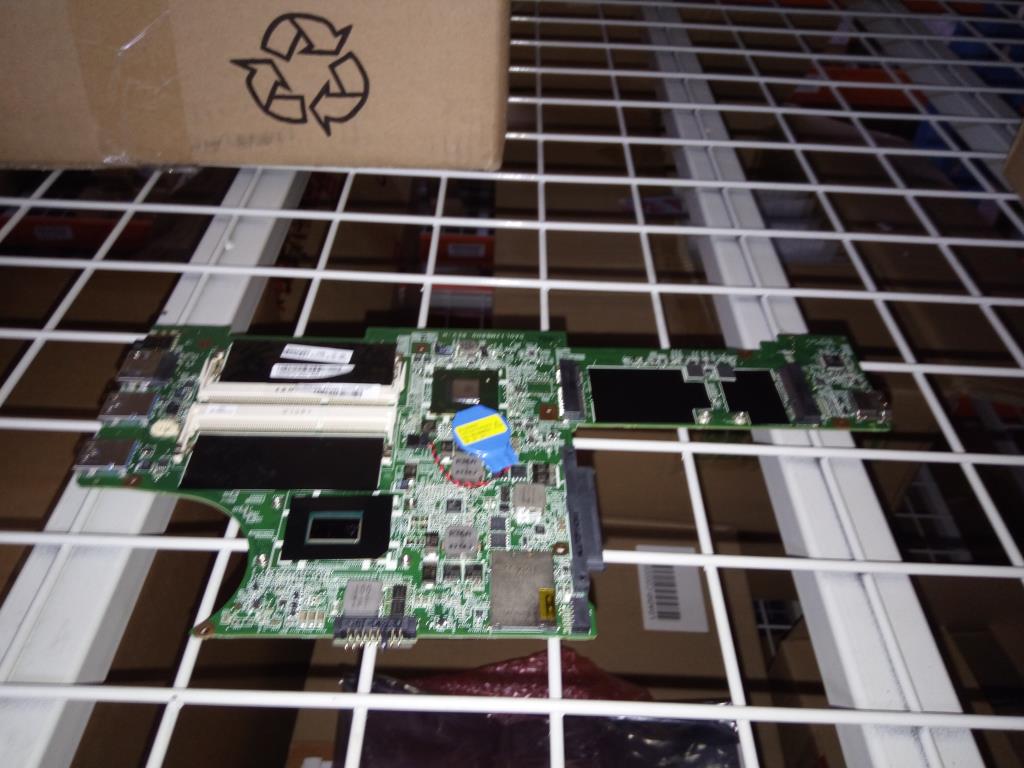 Lenovo Cdpop Planar I3-3217U W8P - 04Y1012