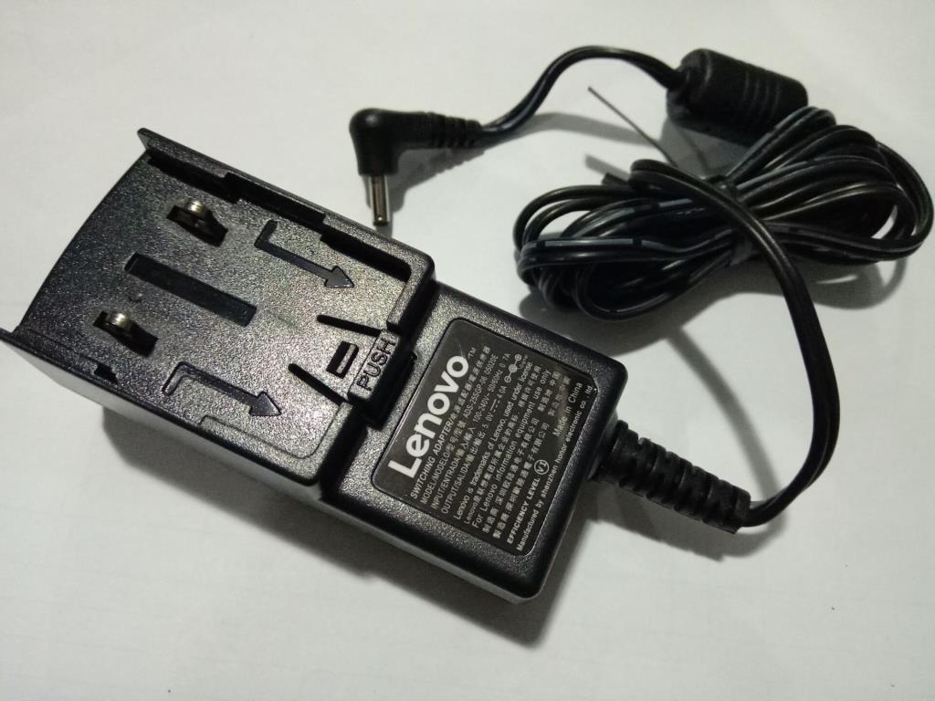 Lenovo Ac Adapter No Ac Clip - 5A10K37672