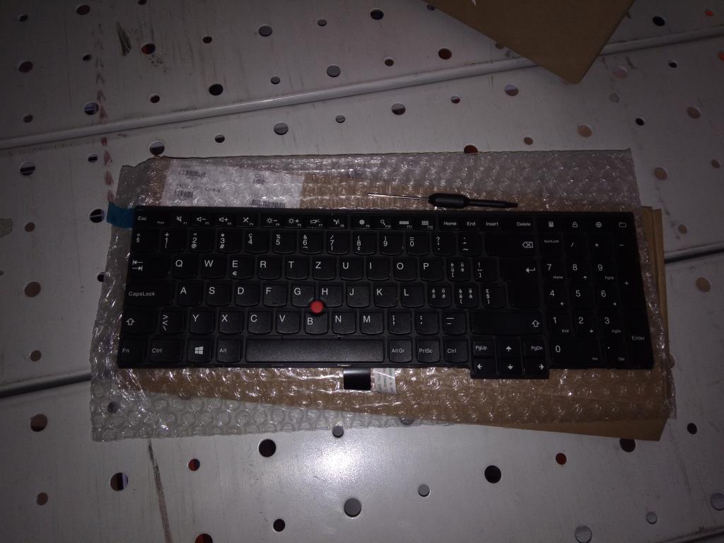 Lenovo Ki Keyboards Internal - 04Y2679