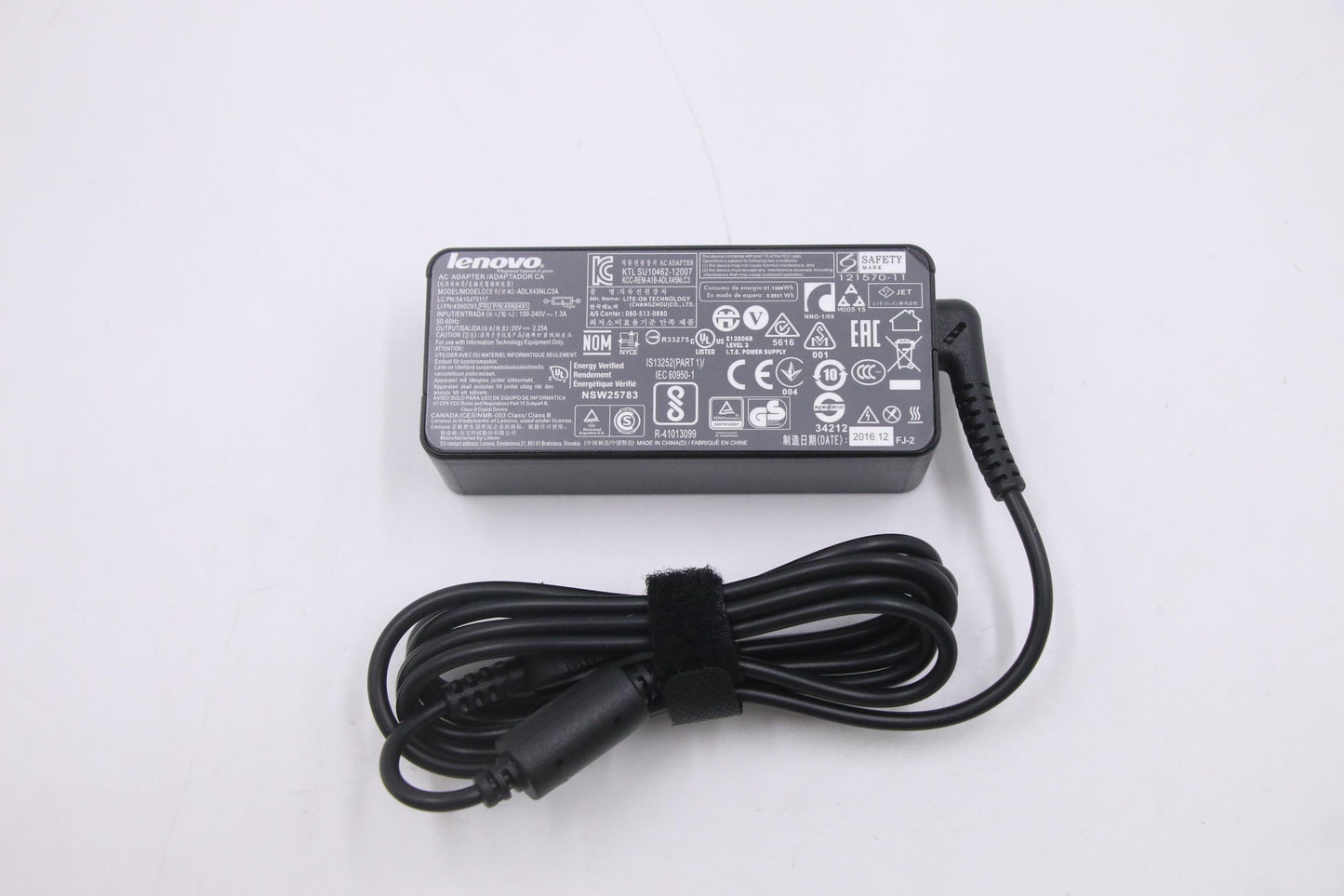 Lenovo (5A10J75117) ADLX45NLC3A AC Adapter, 20V, 2.25A