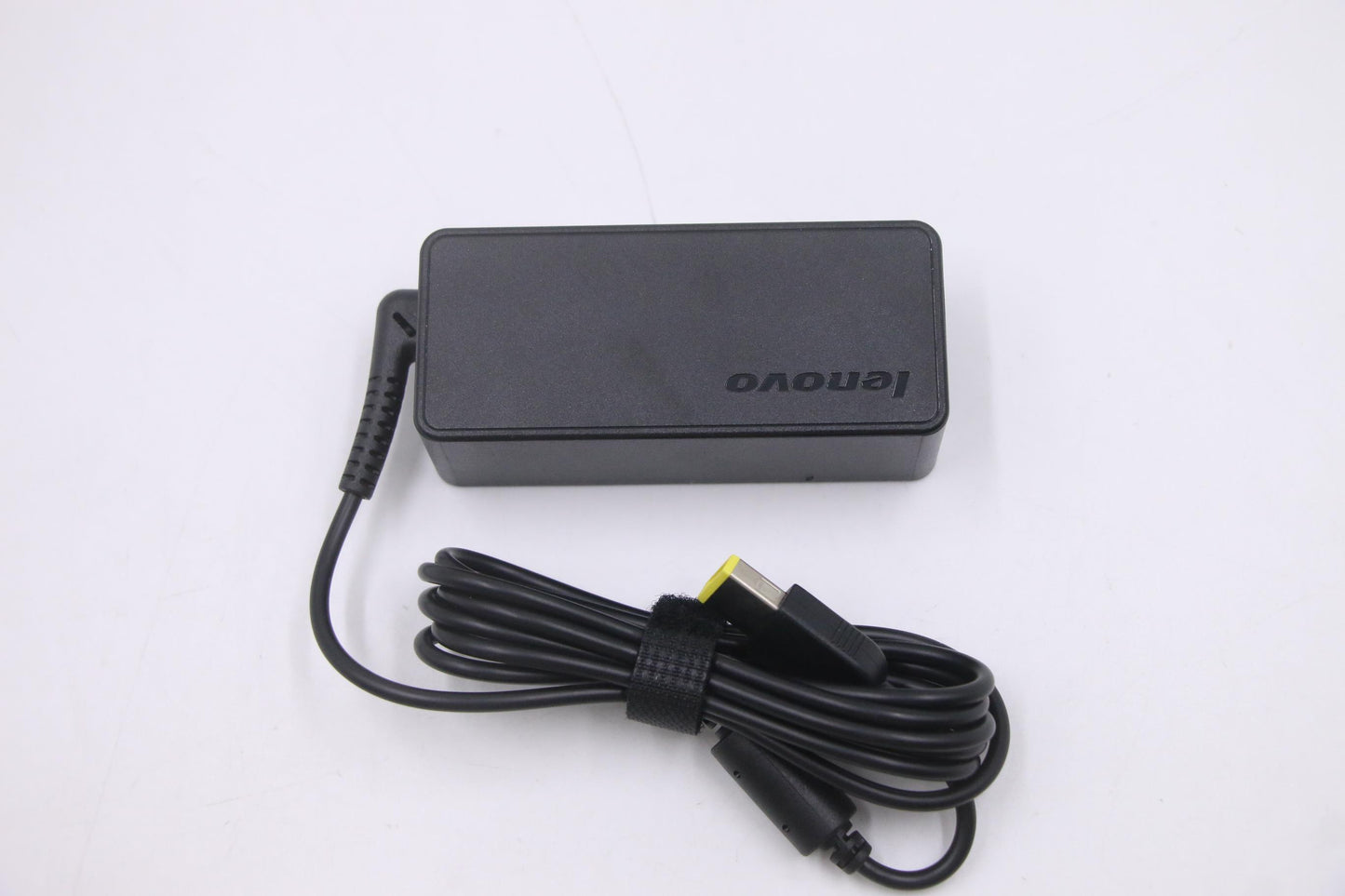 Lenovo (5A10J75117) ADLX45NLC3A AC Adapter, 20V, 2.25A