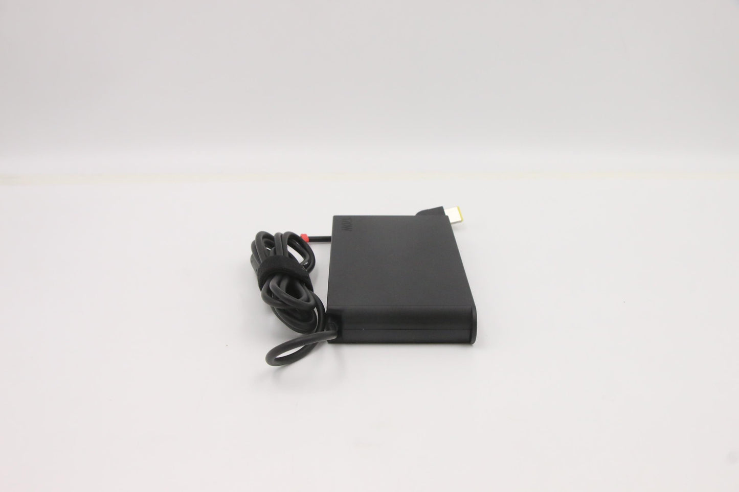 Lenovo (5A10V03243) AC Adapter, Rectangle, 170W, 3-Prong, Black