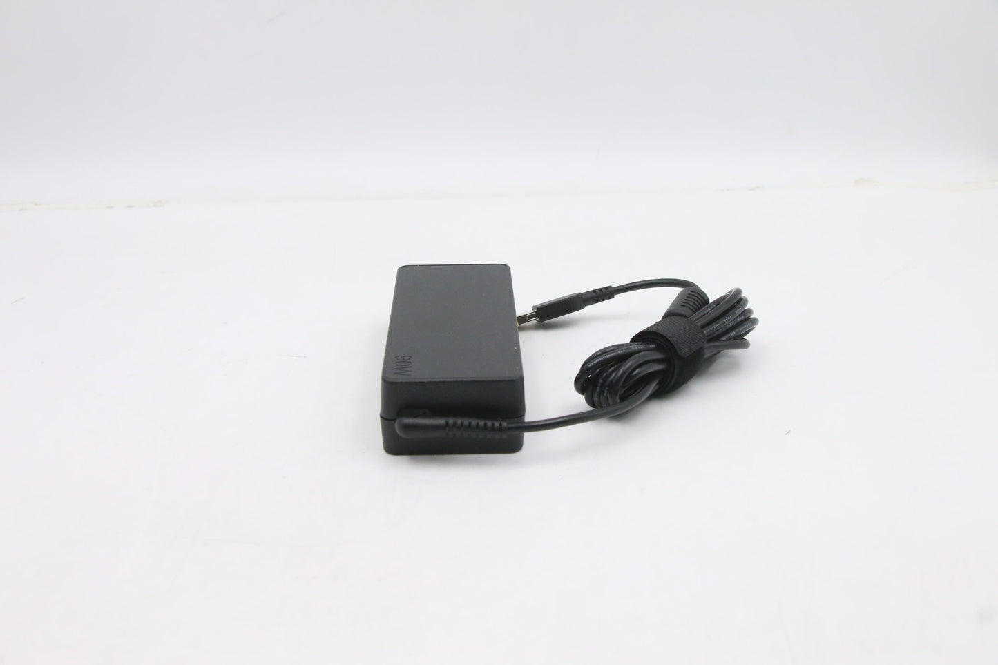 Lenovo (5A10V03249) AC Adapter, Rectangle, 90W, 3P, Black