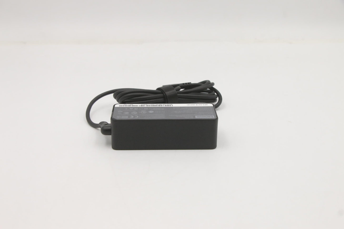 Lenovo (5A10W86243) Type-C 45W AC Adapter, 2-Prong, Black