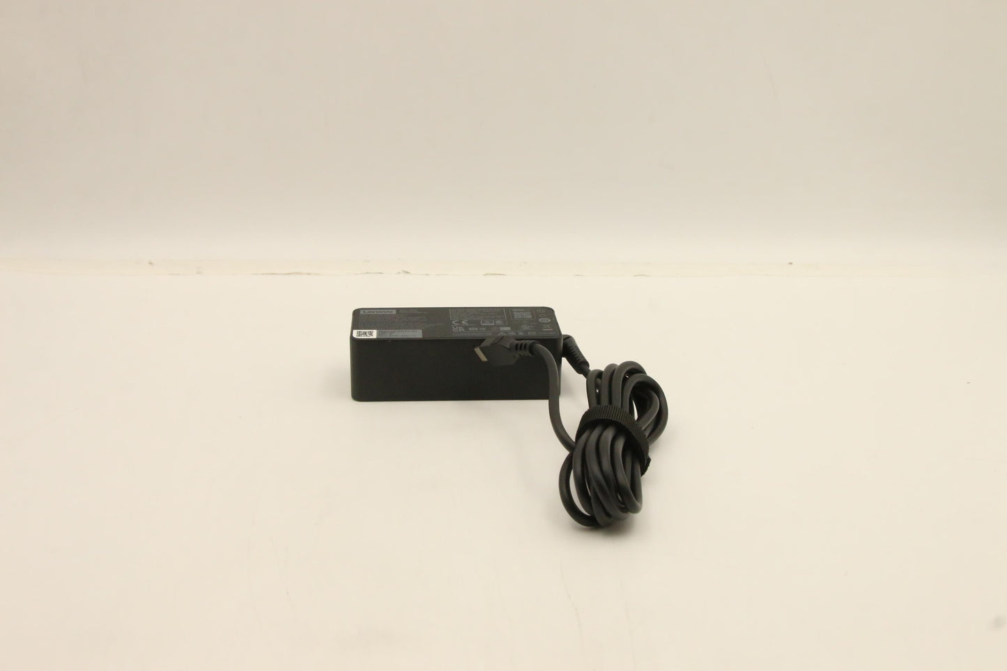 Lenovo (5A10W86245) AC Adapter Type-C 45W, 2P, Black