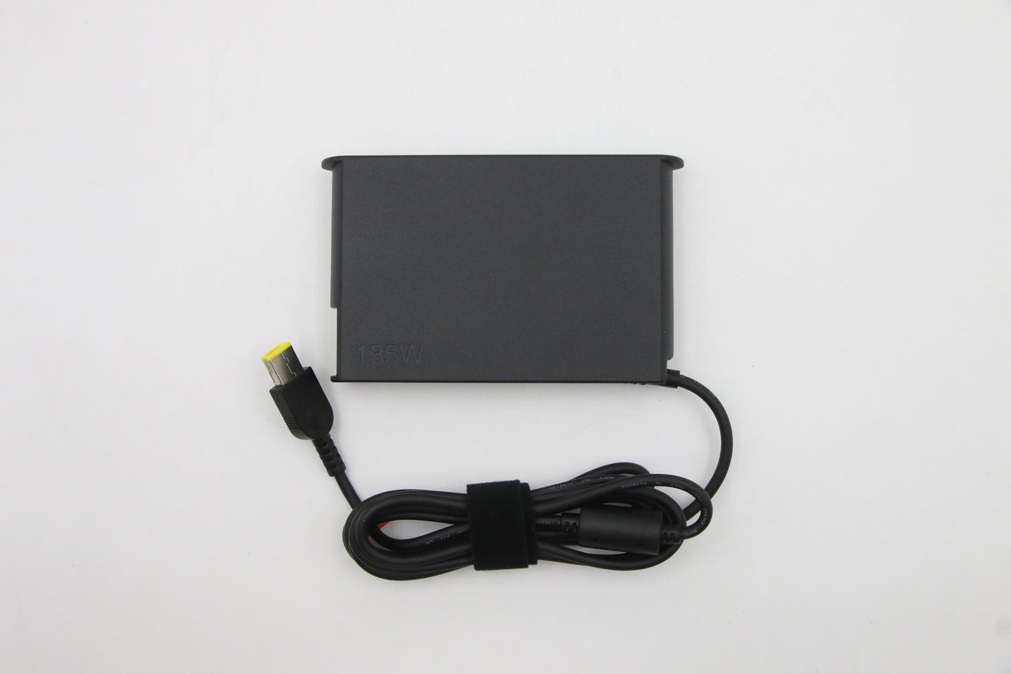 Lenovo (5A10W86257) AC Adapter, Rectangle, 135W, 3-Pin, Black