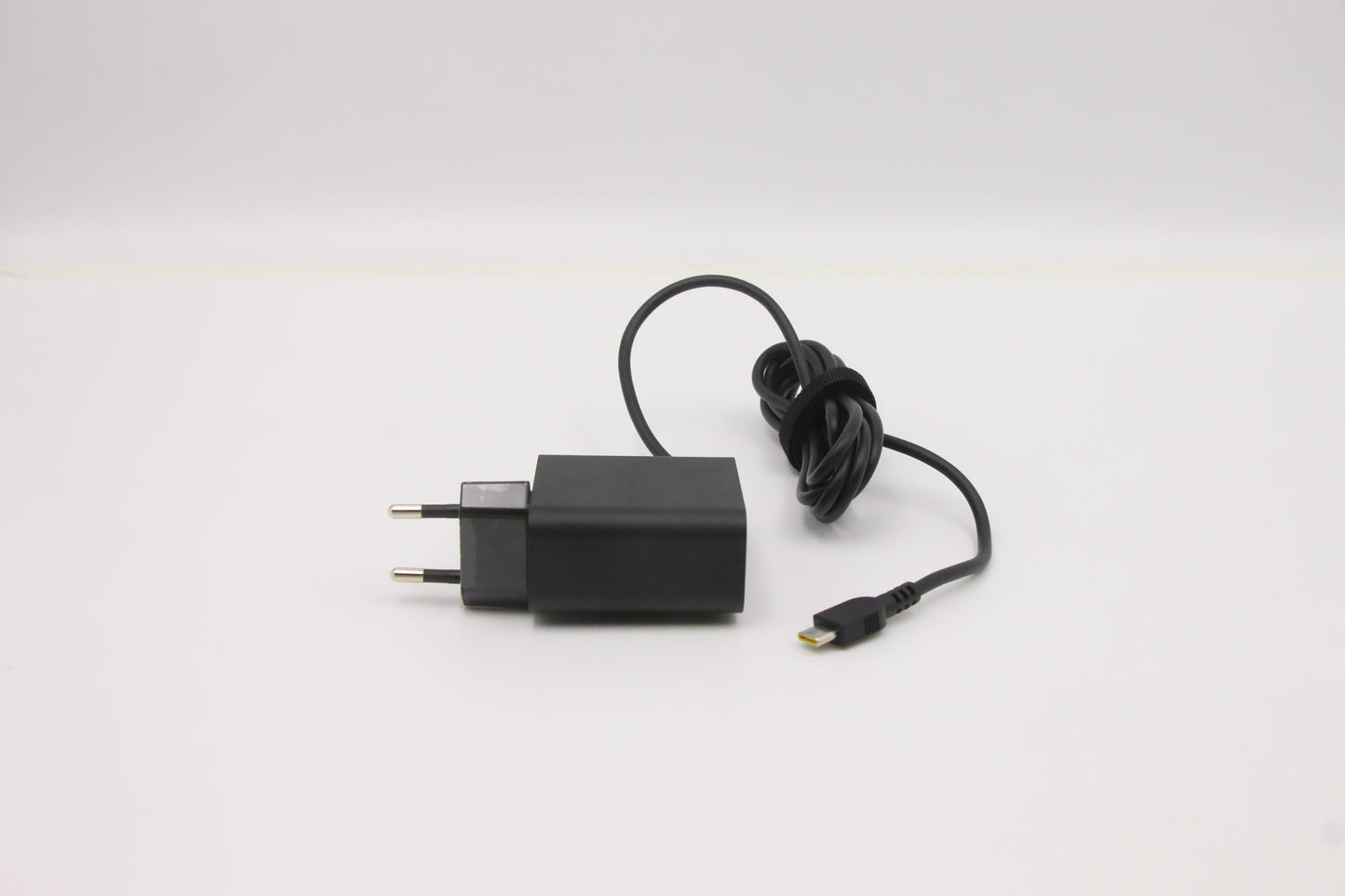 Lenovo Ac_Adapter Pd,65W,20/15/9/5V,2 - 5A10W86268
