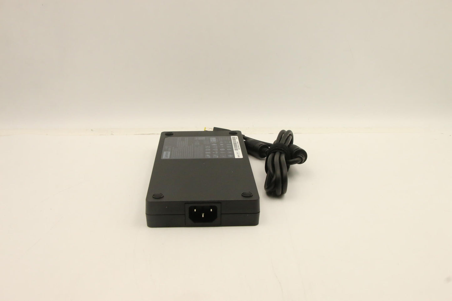 Lenovo (5A10W86290) AC Adapter, Rectangle, 300W, 3-Pin, Black