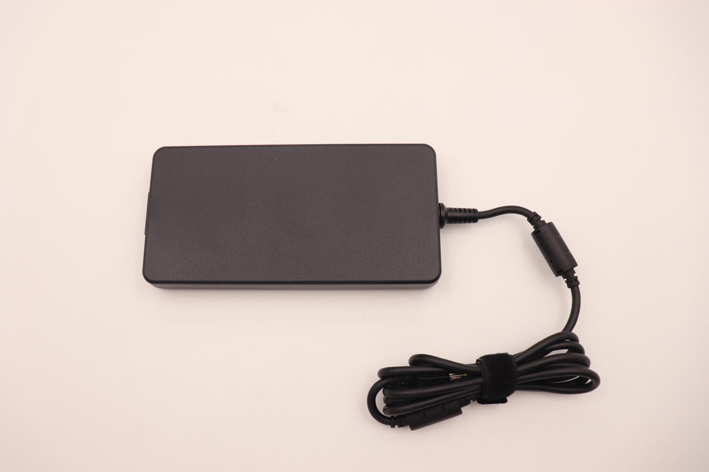 Lenovo Ac_Adapter 230W,3P,Ww,Chy - 5A11F20726