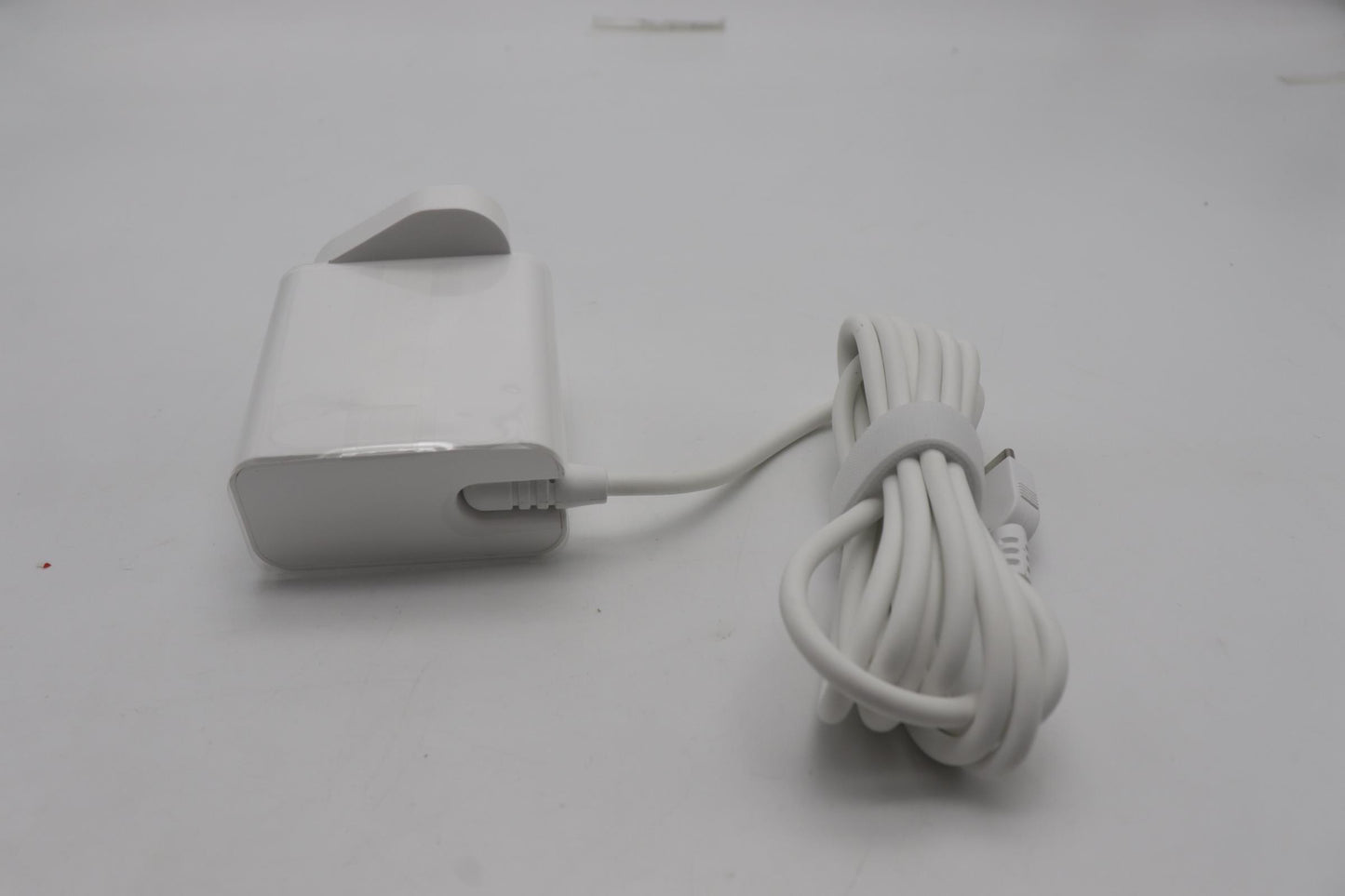 Lenovo Acadapter Pd,65W,201595V,2P,Uk - 5A11G77382