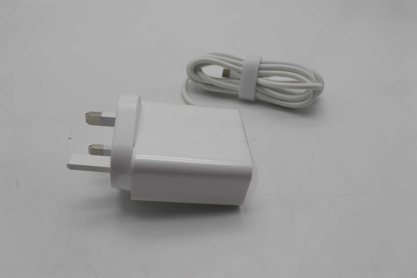 Lenovo Acadapter Pd,65W,201595V,2P,Uk - 5A11G77382