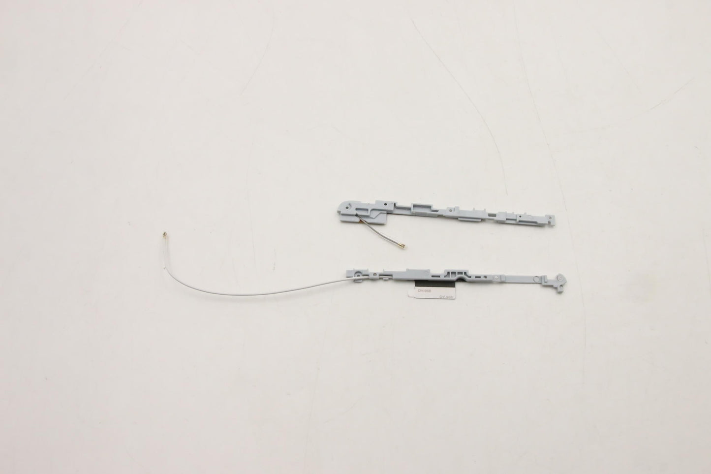 Lenovo Antenna Antenna H 82T6 Main+Au - 5A30S36077
