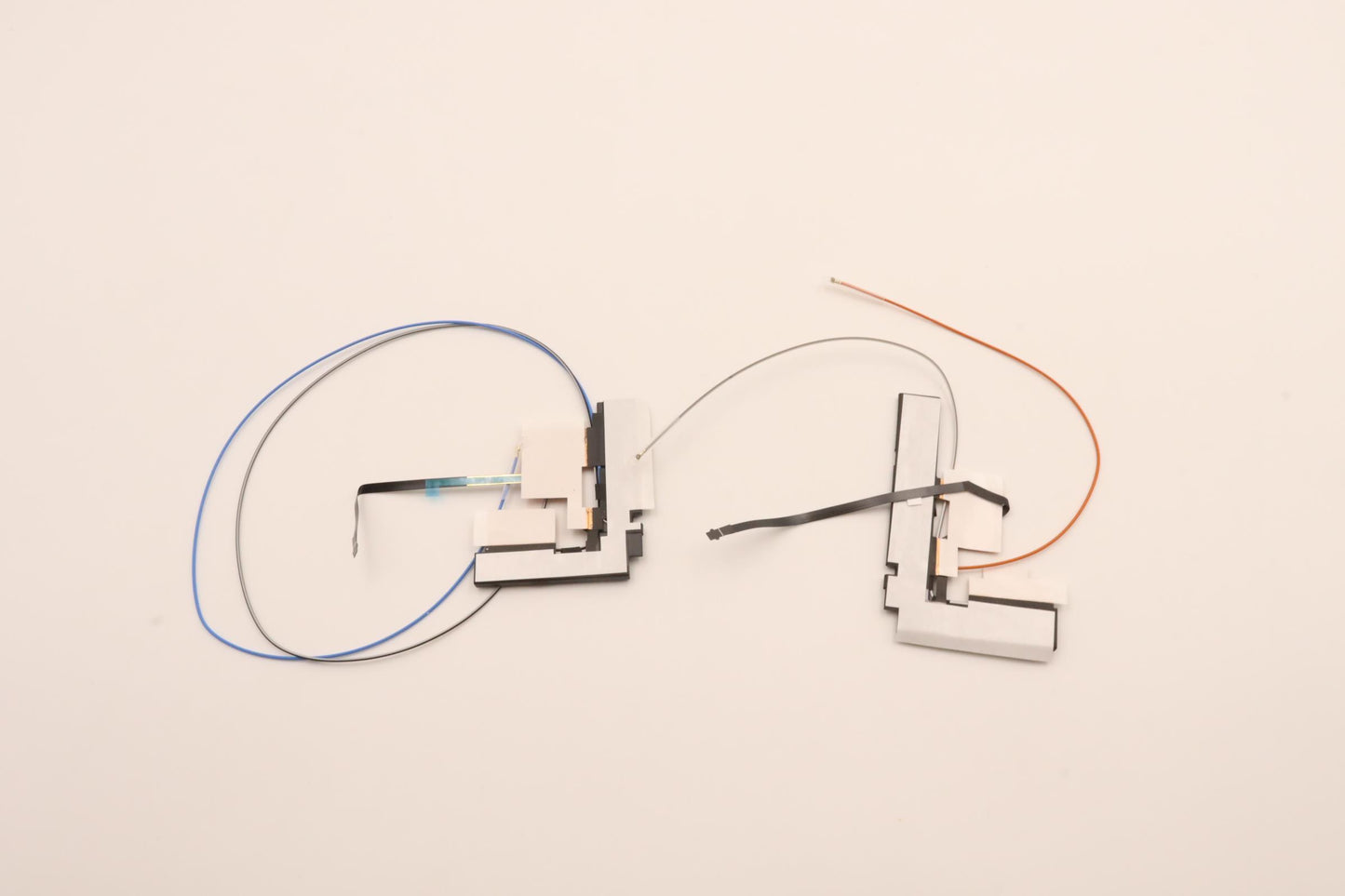 Lenovo Antenna Kit,Wwan,Antenna,Luxsh - 5A30V25102