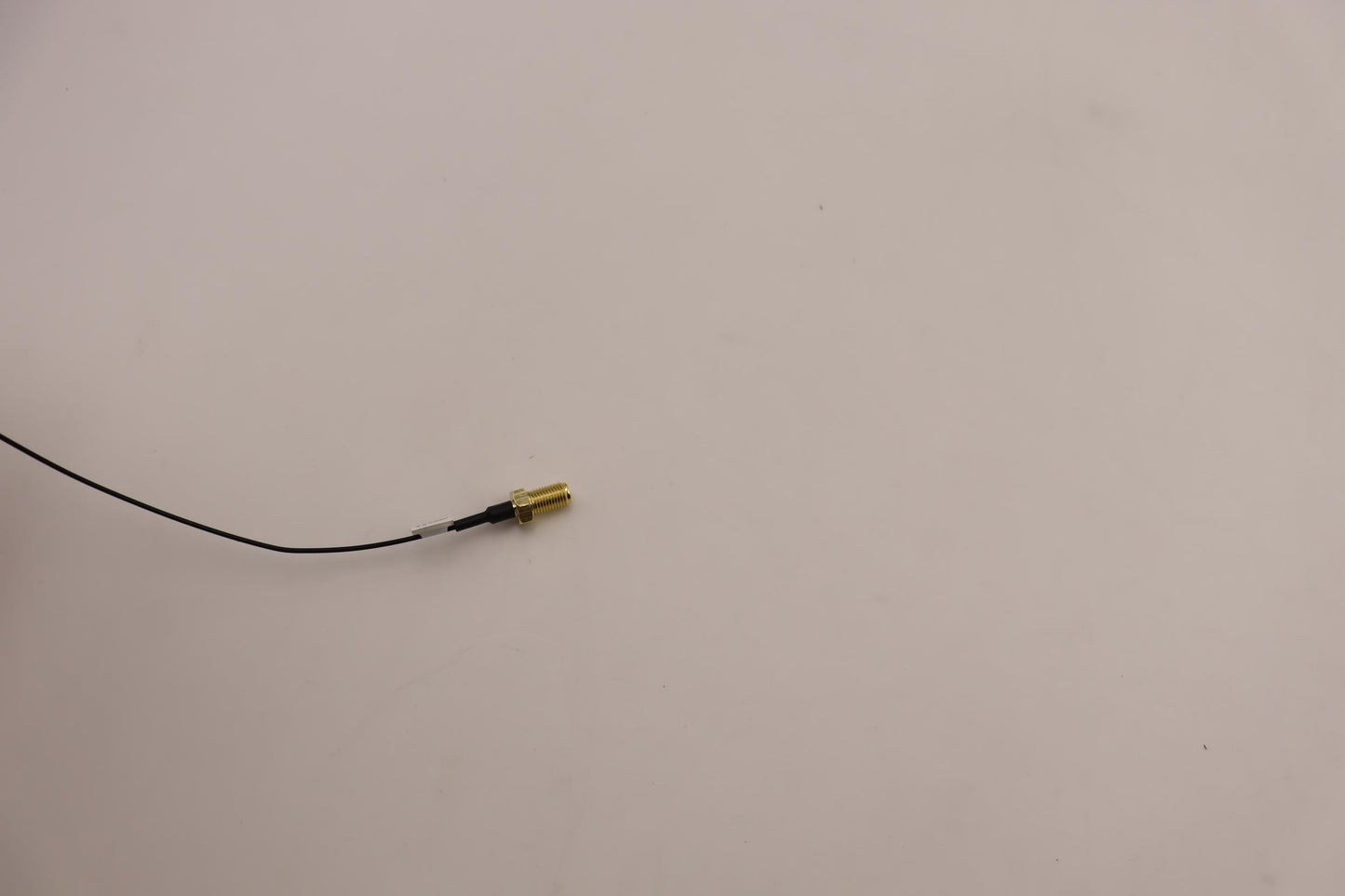 Lenovo Antenna Fru,210Mm Sma Rf Cable - 5A30W89207