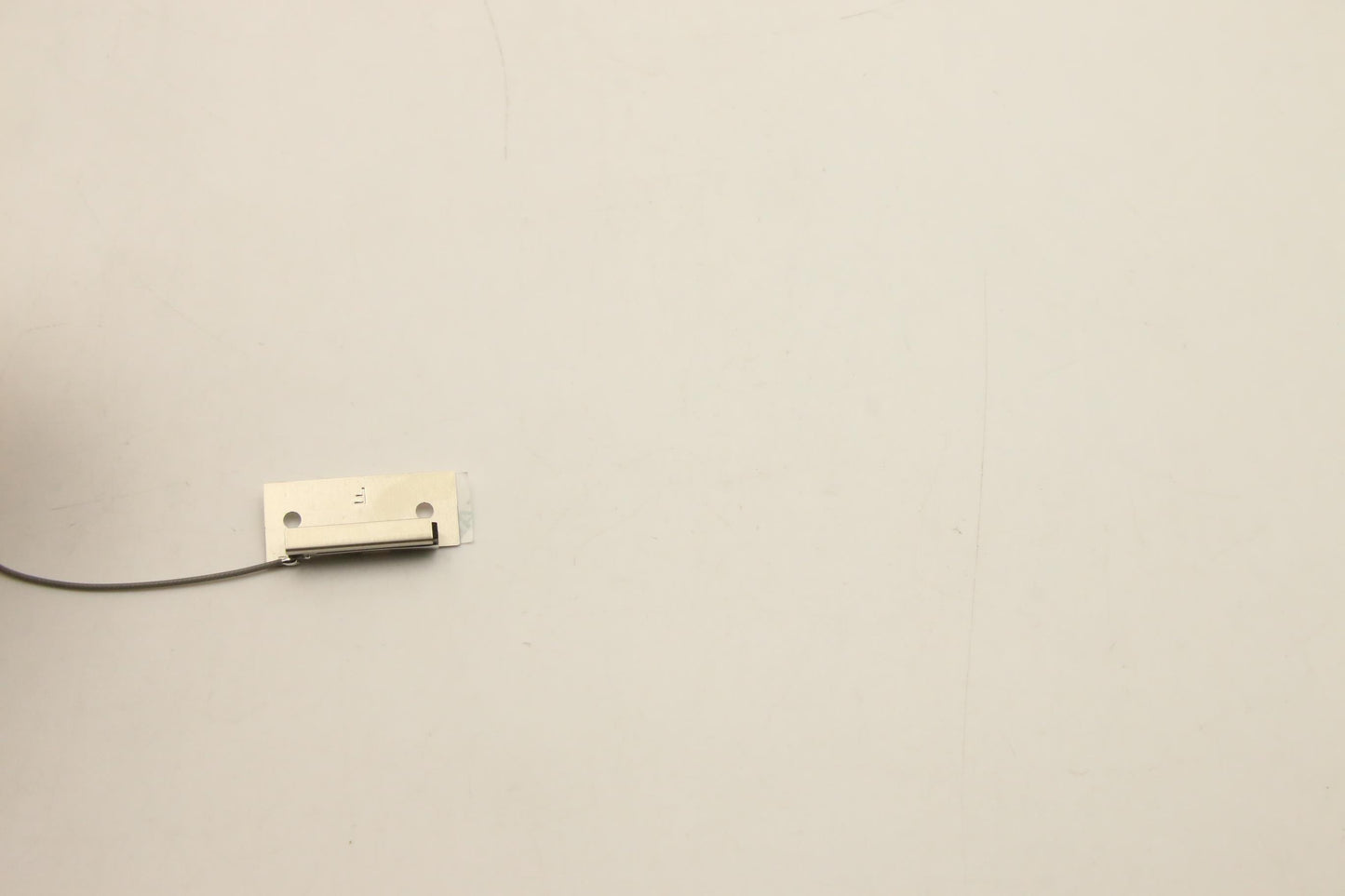 Lenovo Antenna Fru,17L Fr Ant_Lux - 5A30W89231