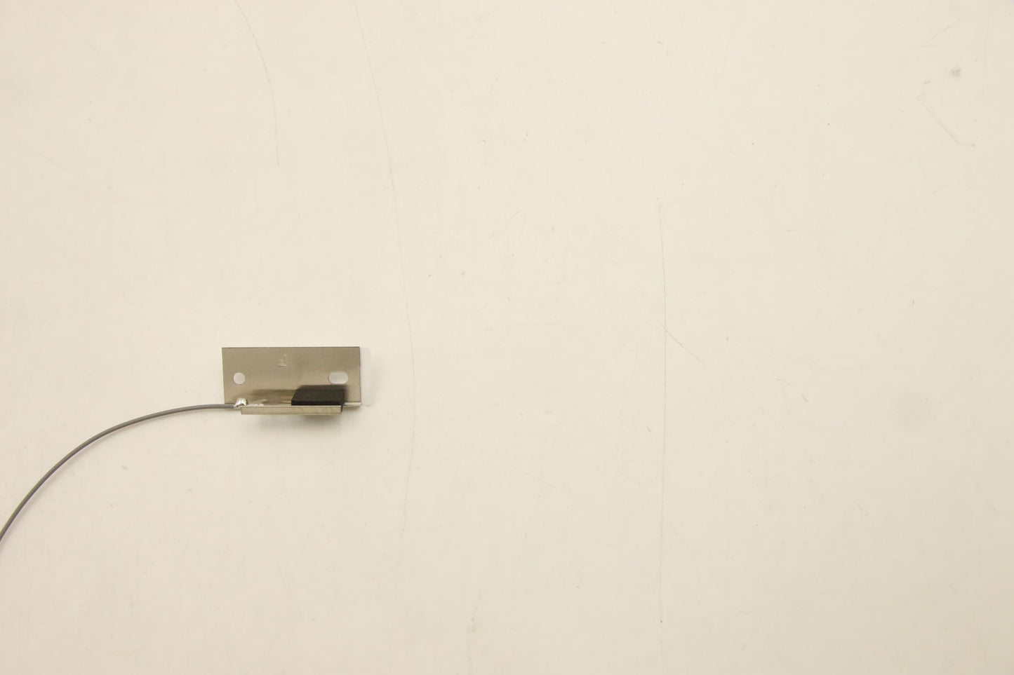 Lenovo Antenna Fru,13L Wifi6E Front26 - 5A30W89261