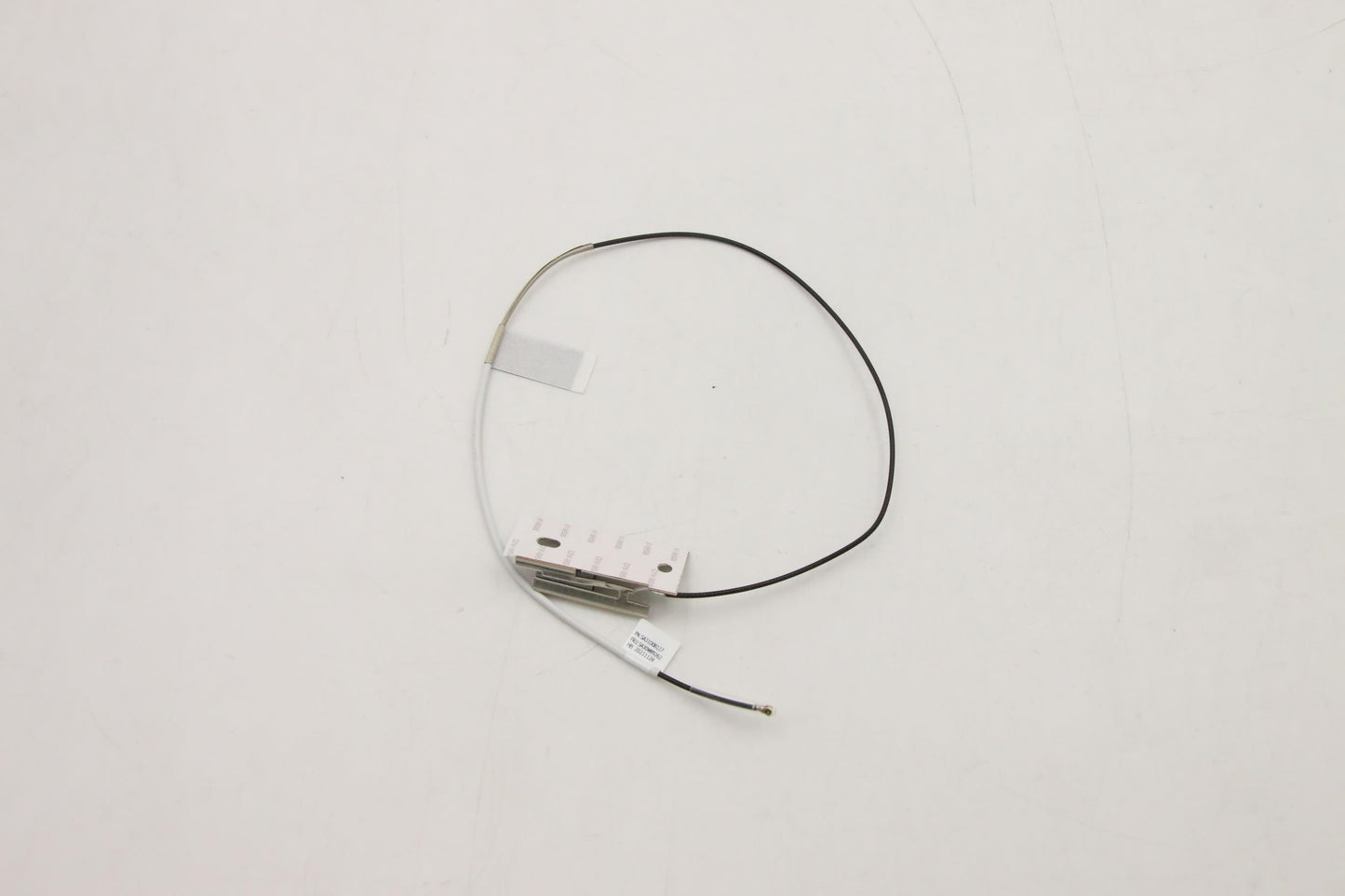 Lenovo Antenna Fru,17L Wifi6E Front A - 5A30W89262