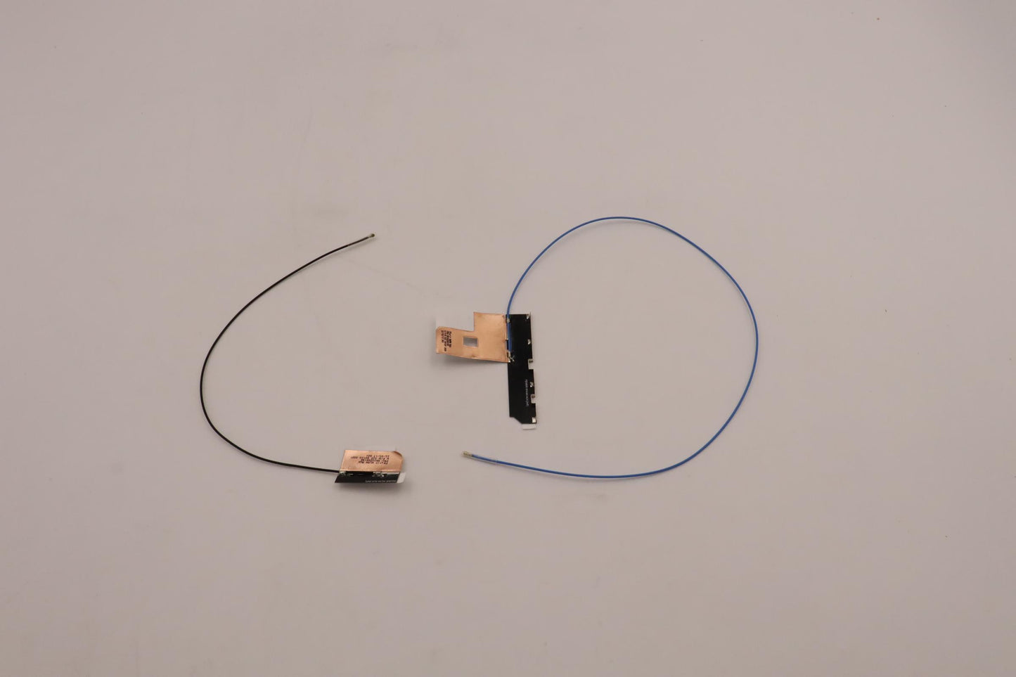Lenovo Antenna Fru Antenna For Wlanww - 5A30Z88199