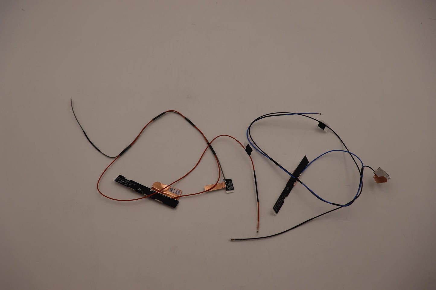 Lenovo Antenna Fru Thorp P-3 Wwan Ant - 5A30Z88205
