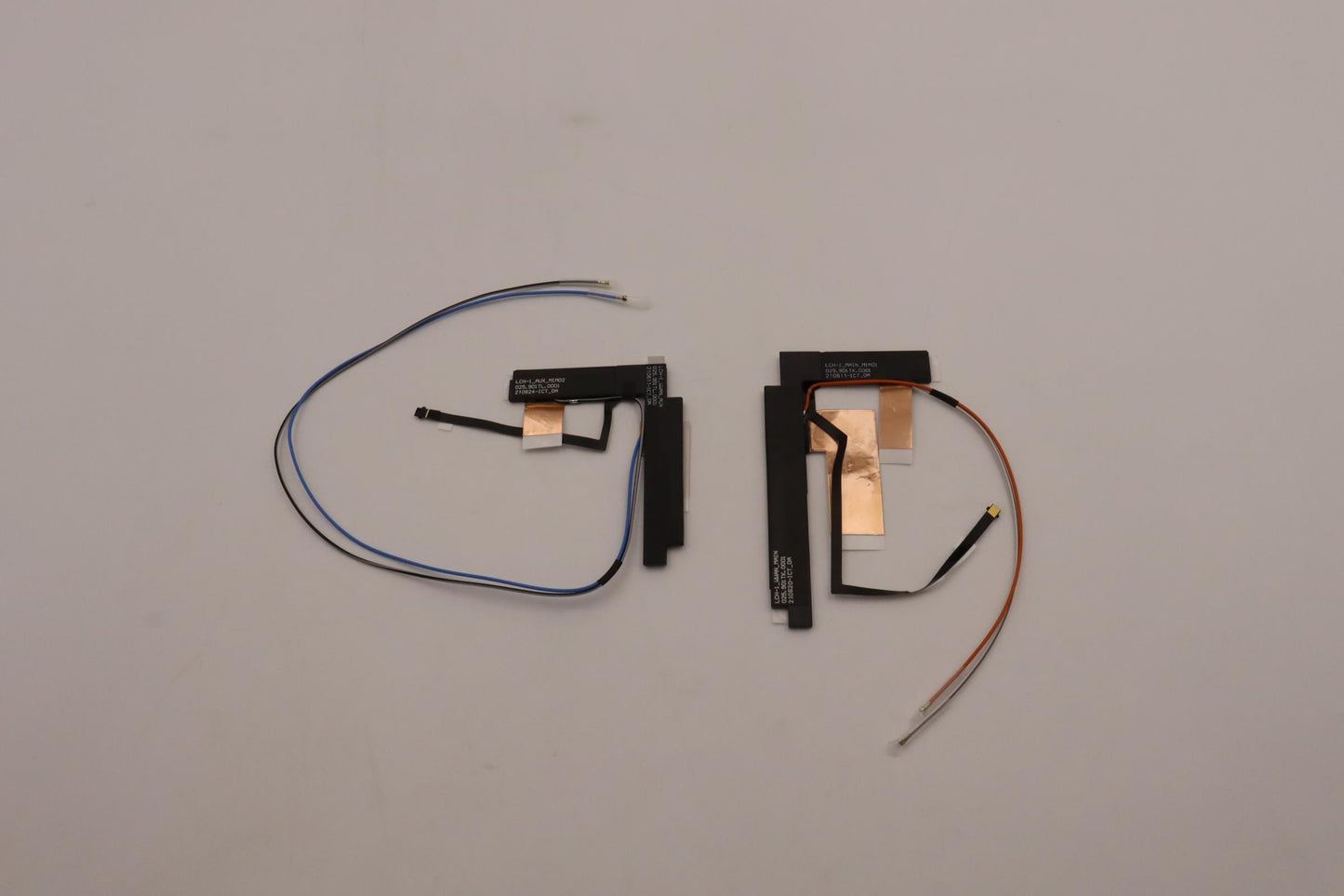 Lenovo Antenna Wwan Ant Kit,Lux,Ch1 - 5A31B84023